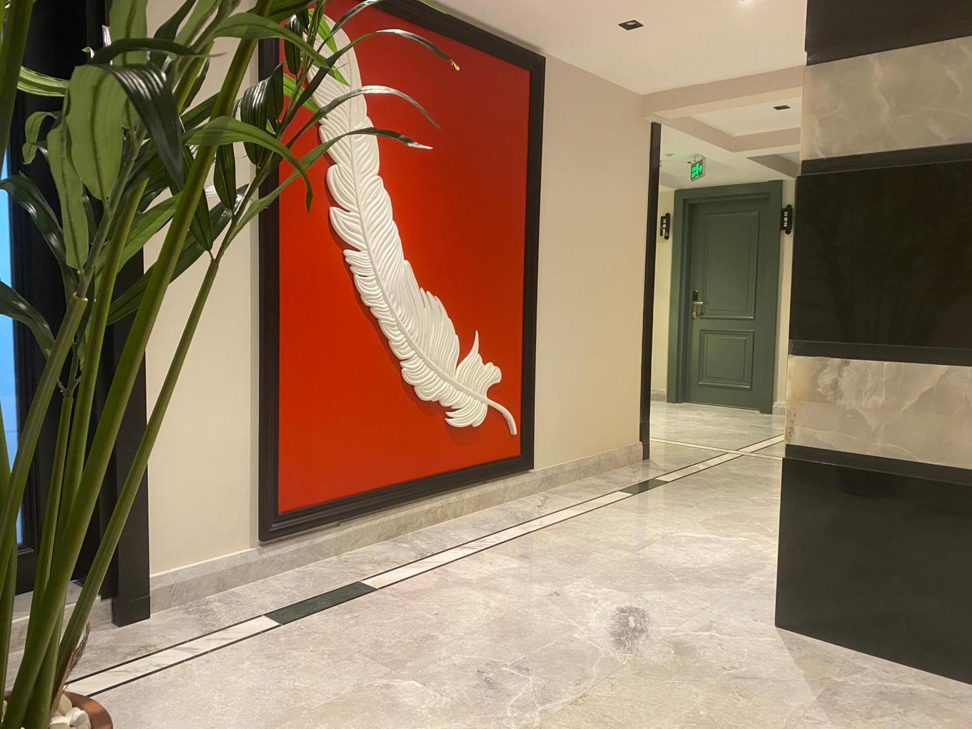 In The Middle Hotel 安塔利亚 外观 照片